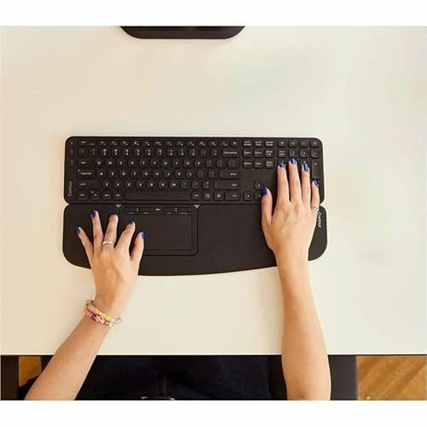 Découvrez notre test détaillé du clavier ergonomique sans fil Contour Balance Keyboard : confort, efficacité et amélioration de votre productivité au travail.