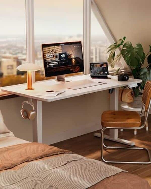 Découvrez notre test complet du bureau électrique ErGear assis-debout 160x80 cm blanc. Hauteur réglable, stabilité et design : tous les détails pour un espace de travail ergonomique.